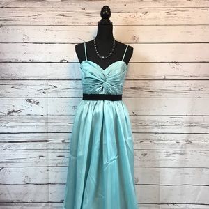 👗HP👗 NWT! Watters & Watters Full-Length Dress